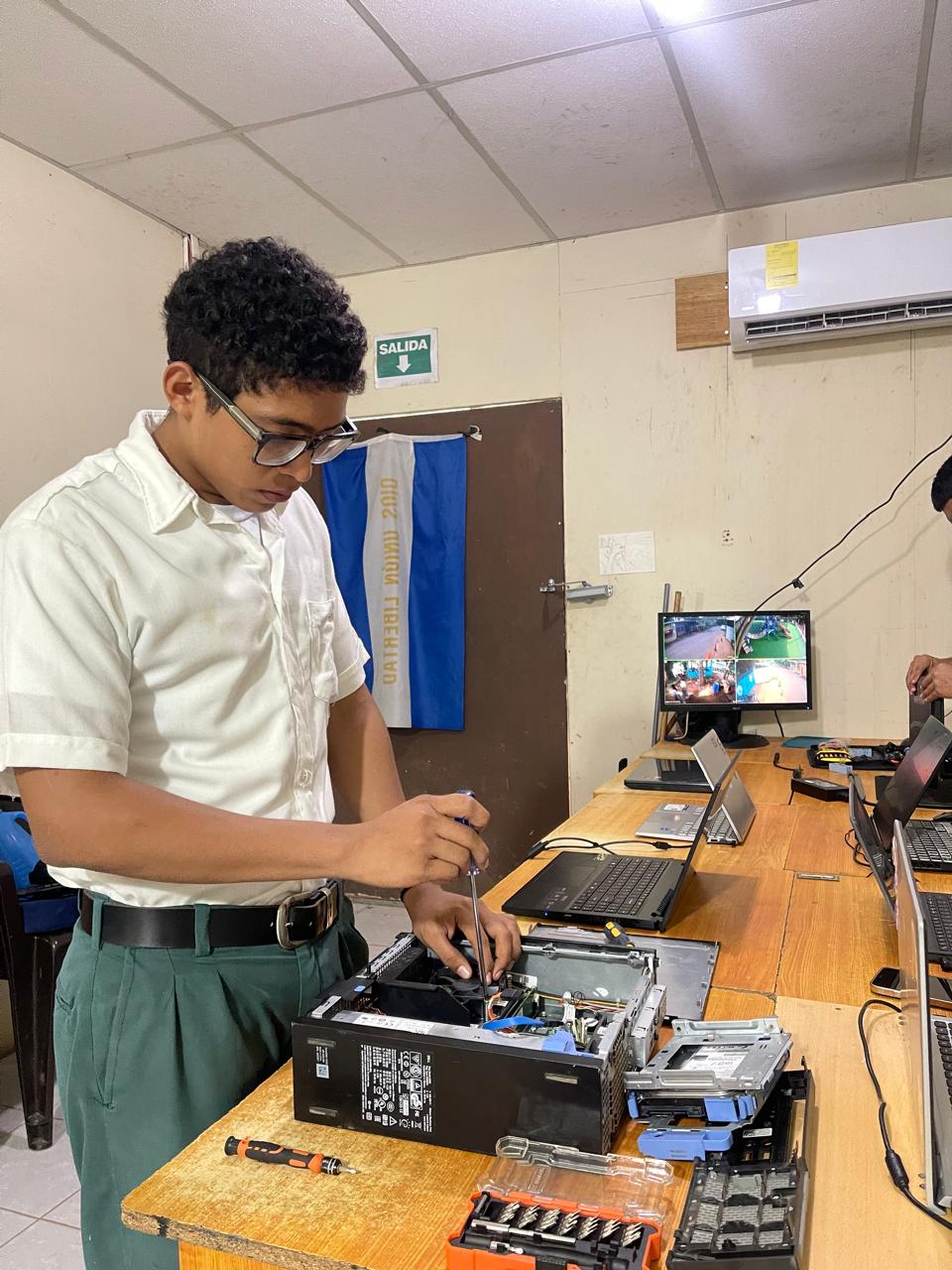 Bachillerato en Infraestructuras Tecnológicas
